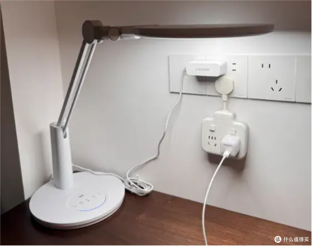 什么牌子的台灯对孩子的视力好？分享儿童护眼灯排行榜10强品牌