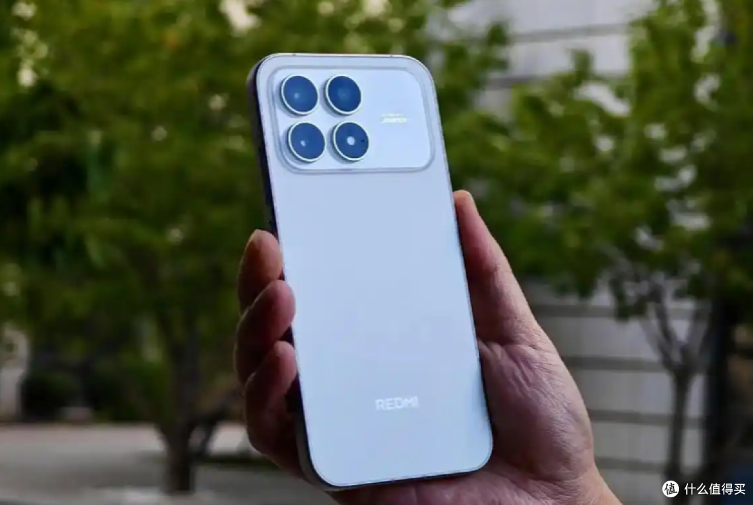 骁龙8至尊版旗舰售价再创新低,7100mAh+DC调光+5000万长焦