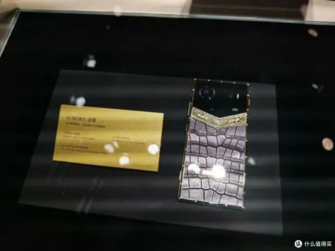 999刀起，上不封顶，追觅手机亮相AWE，这设计太骚了！