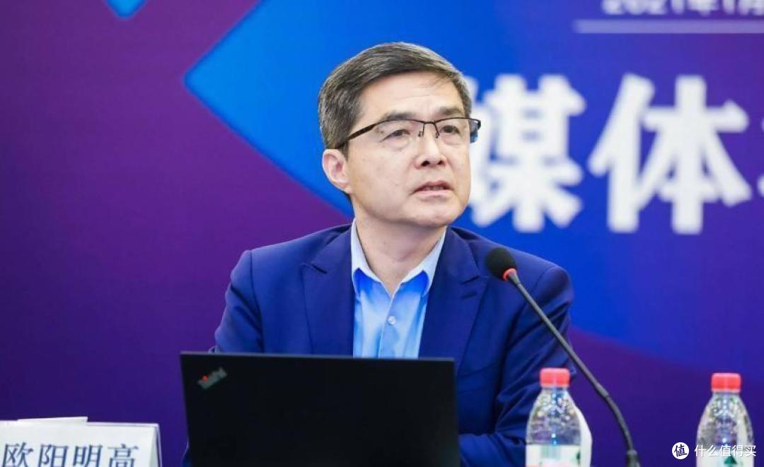 中国固态电池将量产,纯电续航1200km,丰田慌了:1.5万亿打水漂