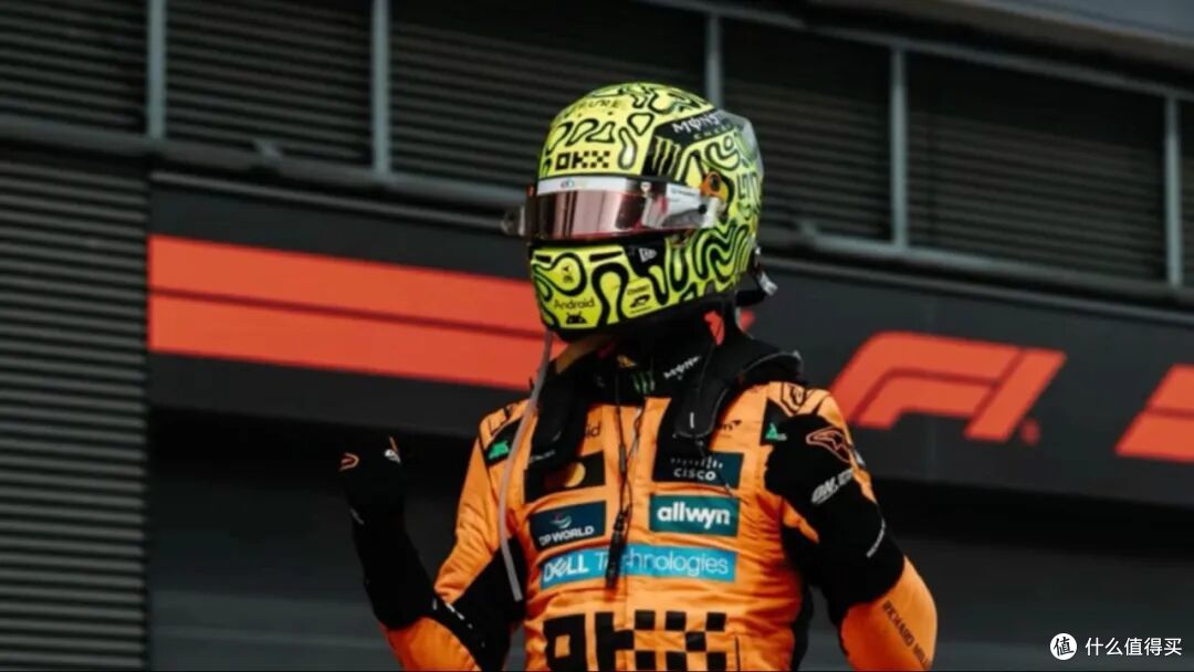 传闻乐高或将推出奥斯卡·皮亚斯特里F1头盔套装