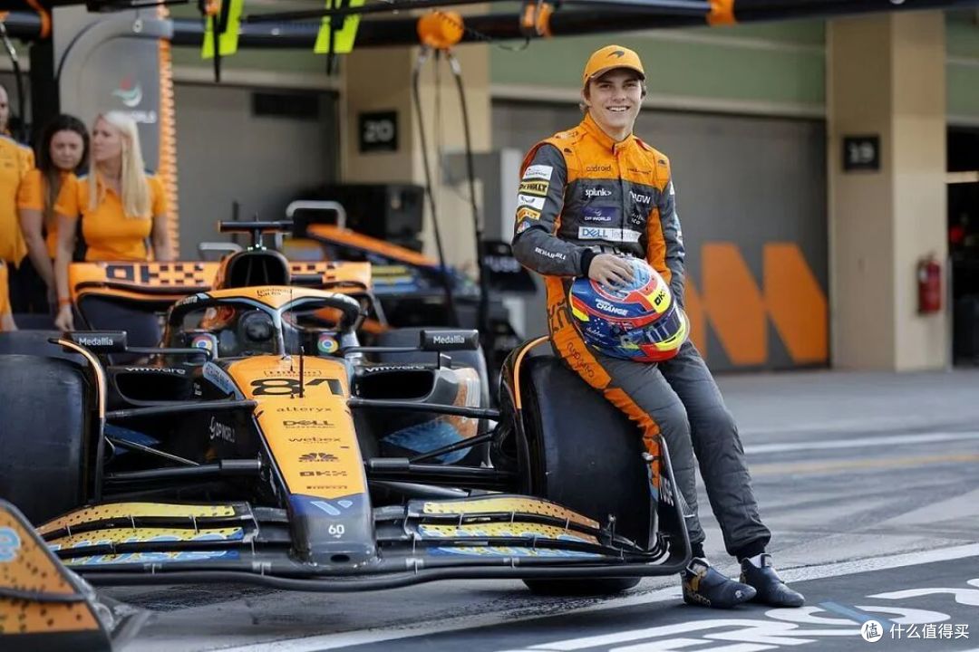 传闻乐高或将推出奥斯卡·皮亚斯特里F1头盔套装