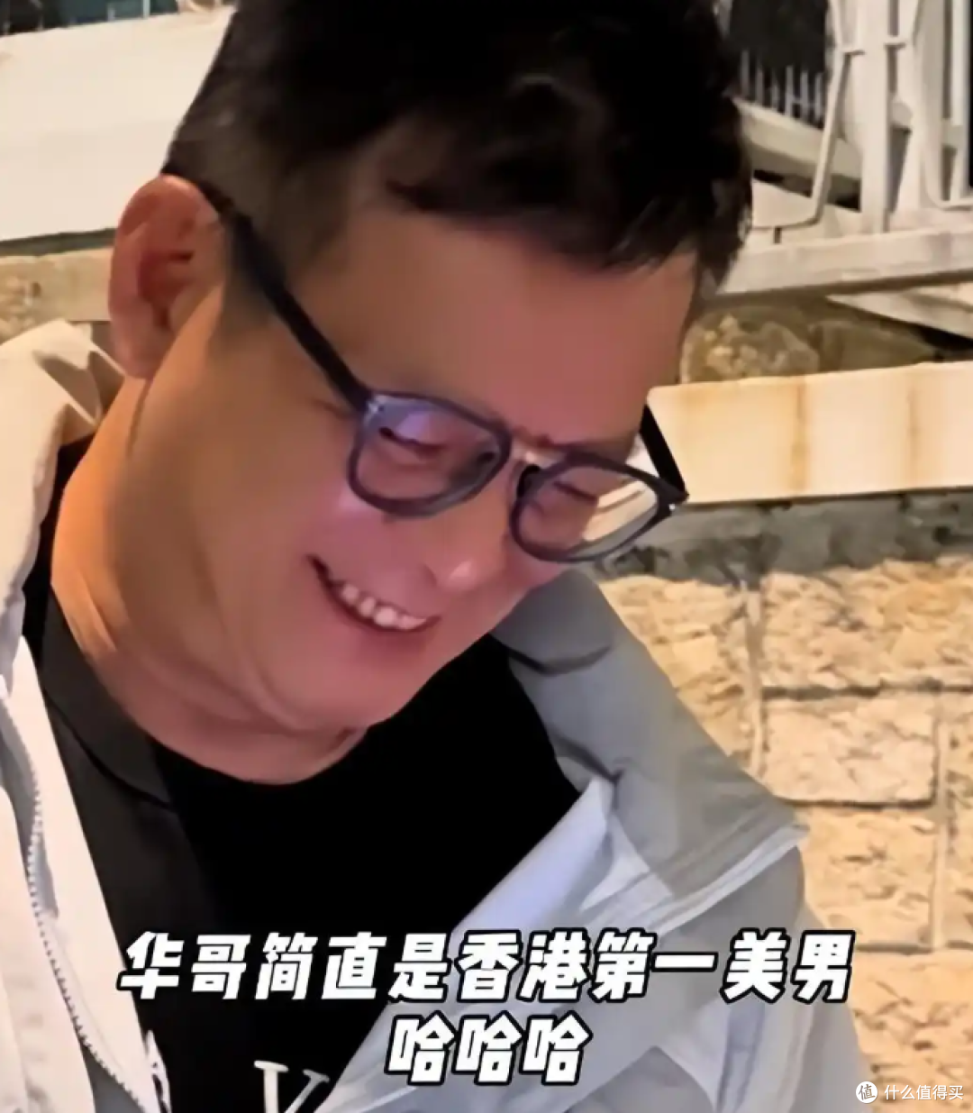黄日华一个电话,苗侨伟9分钟驱车赶场,老港星宠粉吊打流量!