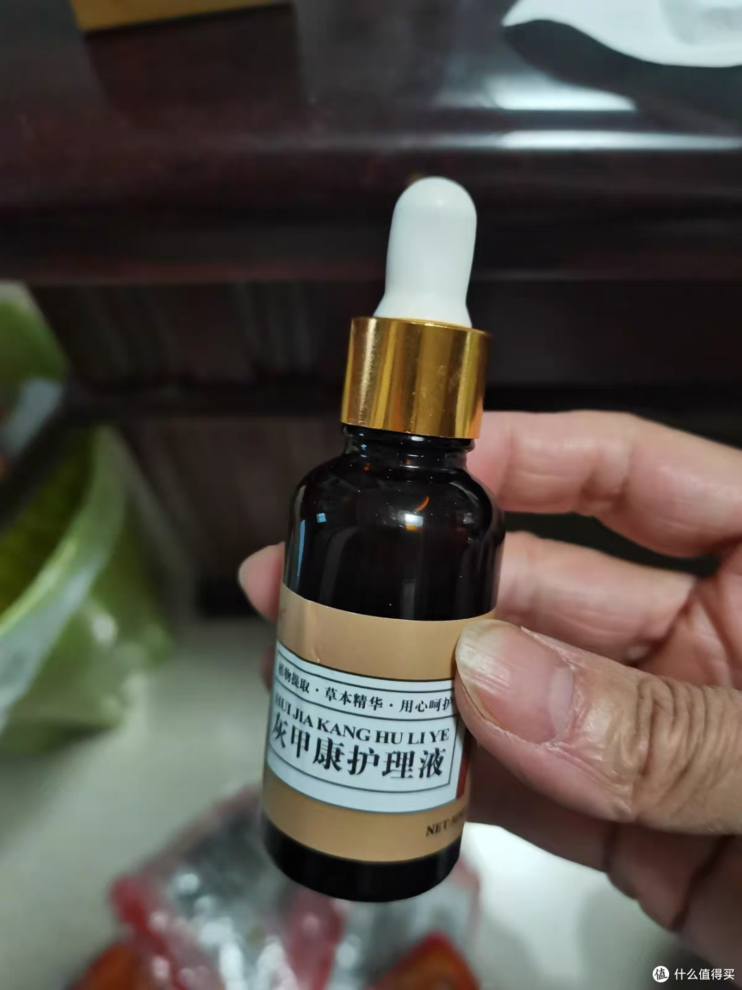 灰指甲 + 脚气反复太折磨?王泰林灰甲康,一瓶搞定真菌困扰✨