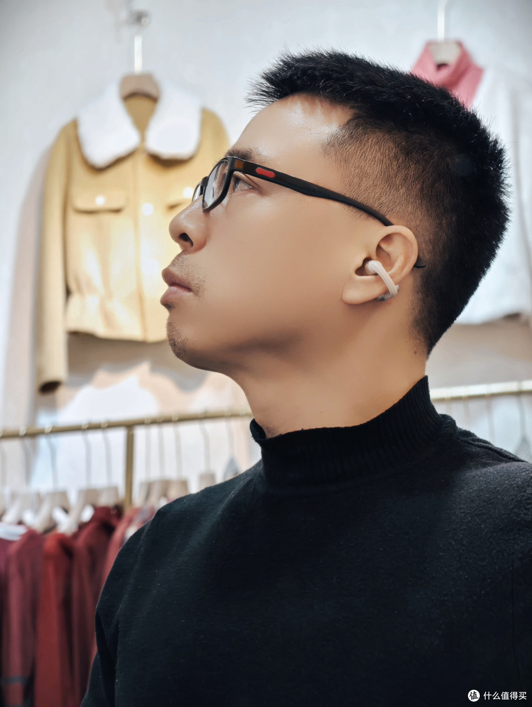 百元价格,千元旗舰音质,自带同声翻译的AI耳机,这款耳机超值