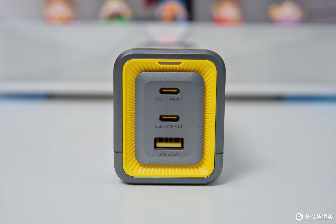 单口功率最高140W,三口满功率输出——奥海310W星舰Pro能量舱