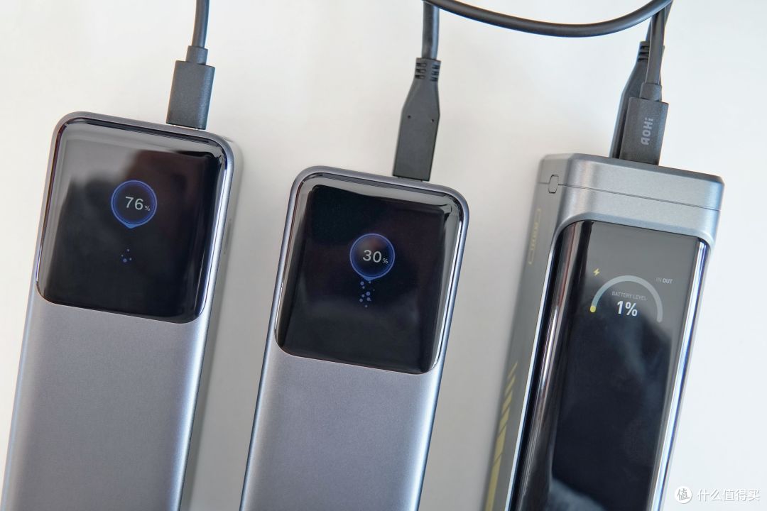 单口功率最高140W,三口满功率输出——奥海310W星舰Pro能量舱