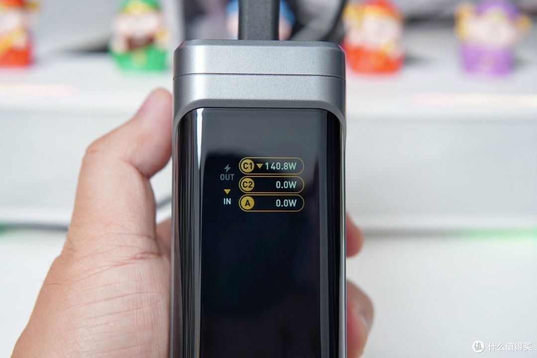 单口功率最高140W,三口满功率输出——奥海310W星舰Pro能量舱