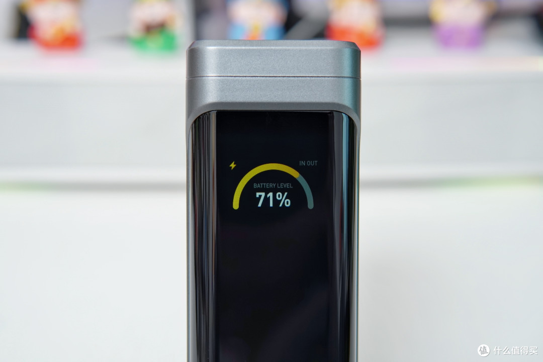 单口功率最高140W,三口满功率输出——奥海310W星舰Pro能量舱