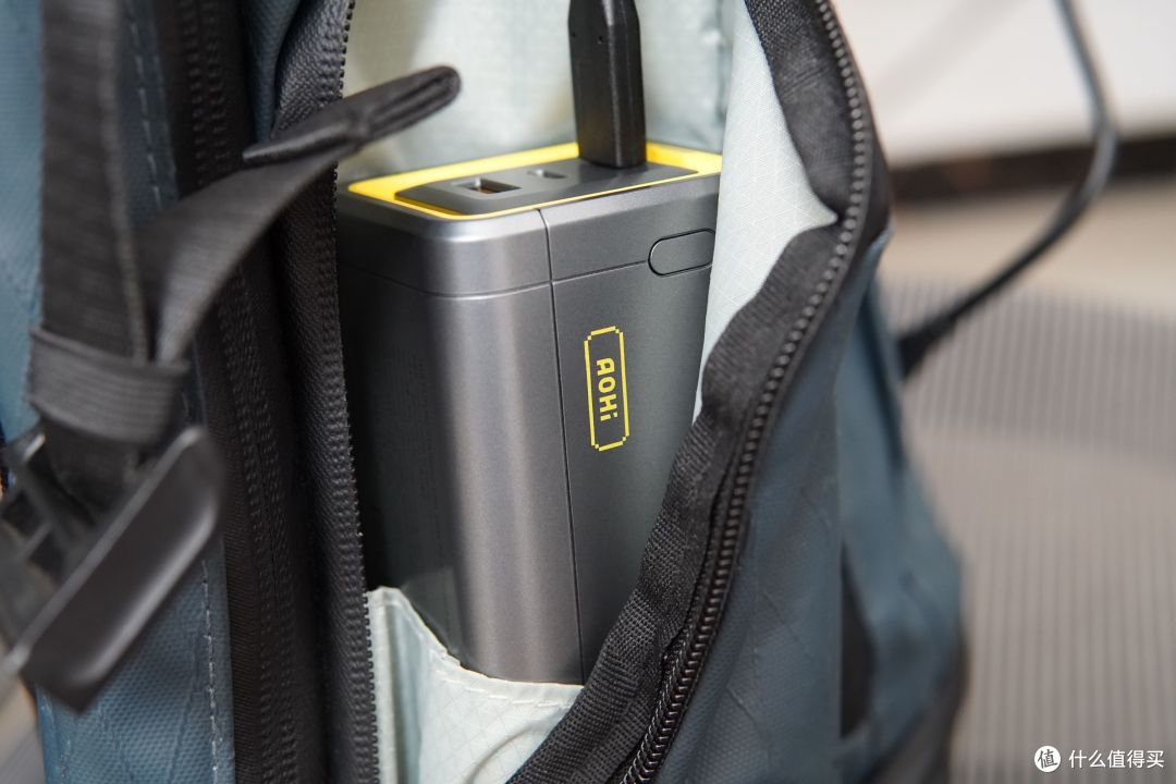 单口功率最高140W,三口满功率输出——奥海310W星舰Pro能量舱
