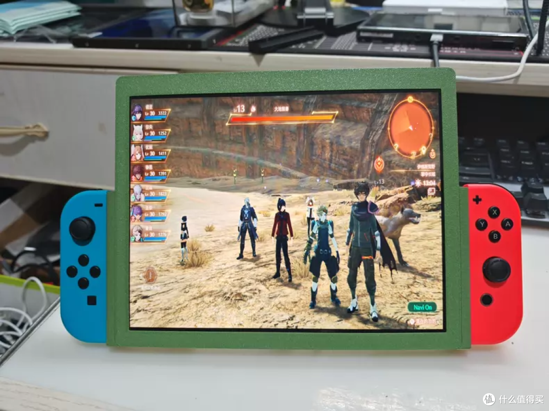 某鱼惊现9.7寸的任天堂Switch掌机,网友:为啥比我的大一圈?
