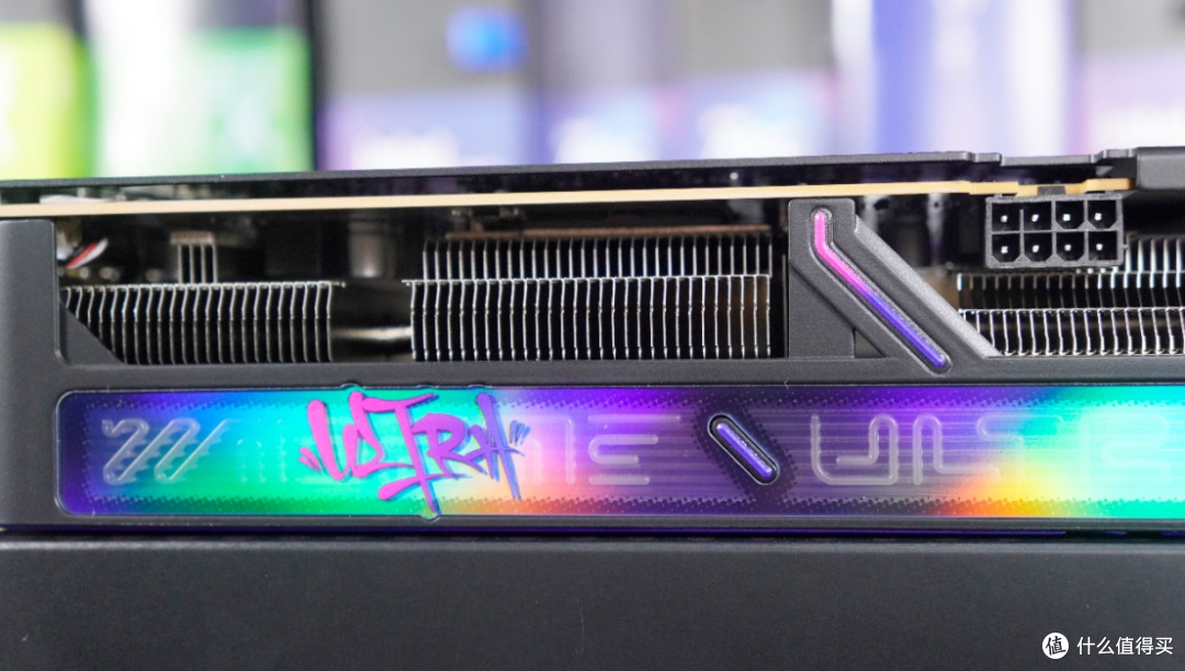 七彩虹黑色款Ultra显卡重现，iGame  RTX 5060 Ultra 8GB体验点评