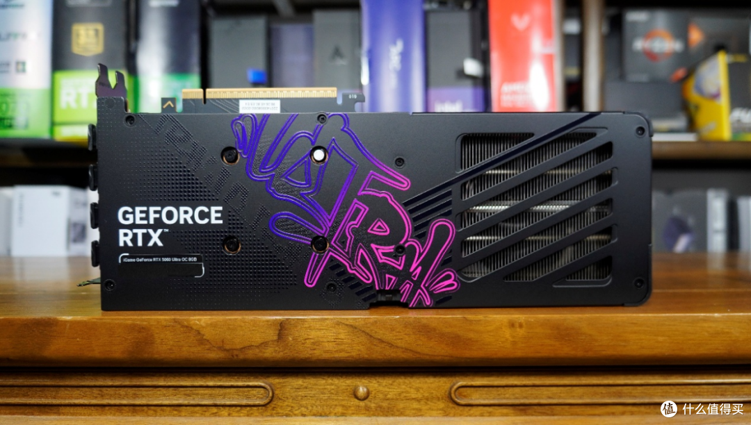 七彩虹黑色款Ultra显卡重现，iGame  RTX 5060 Ultra 8GB体验点评