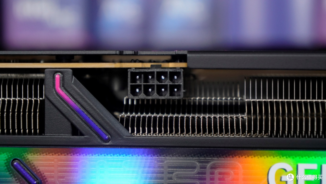 七彩虹黑色款Ultra显卡重现，iGame  RTX 5060 Ultra 8GB体验点评
