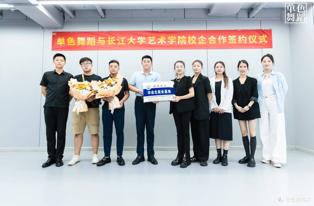 规模化舞蹈机构的护城河:解读单色舞蹈的师资、教研与就业体系