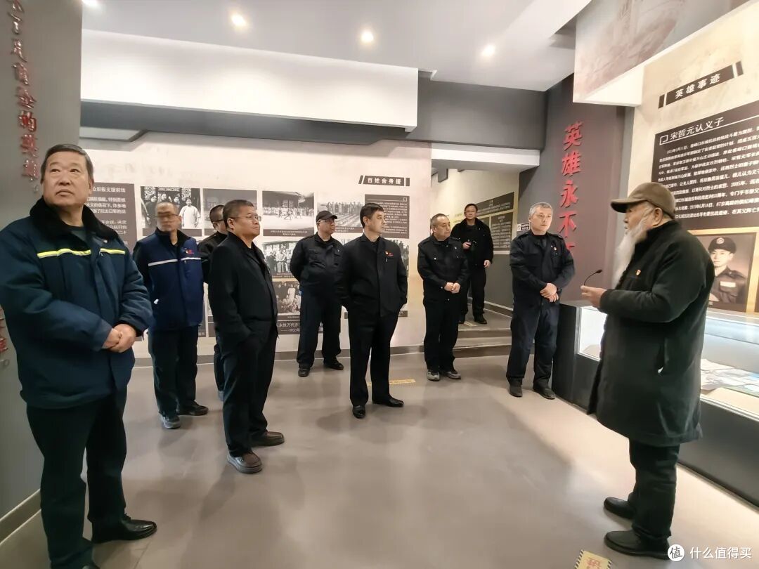 铭记历史缅怀先烈 迁安首钢党员赴喜峰口开展主题教育