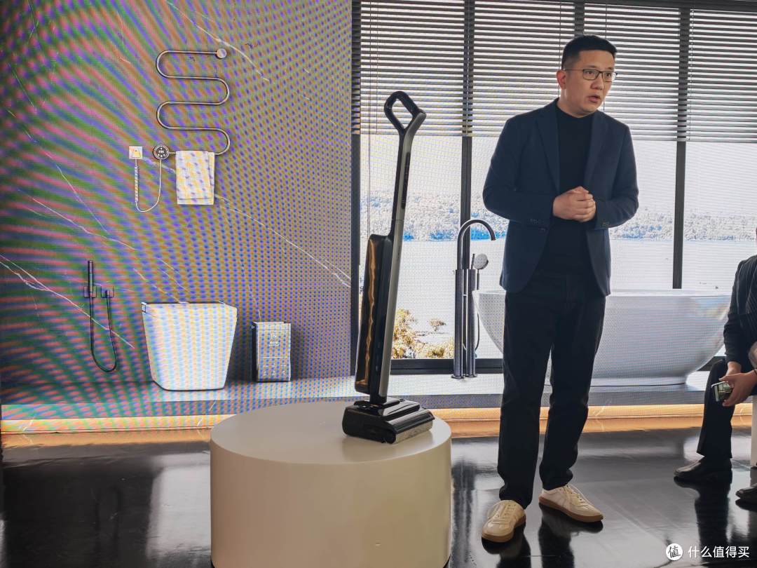 添可AWE26整花活:芙万「透视空间站」吸睛,不只为好看