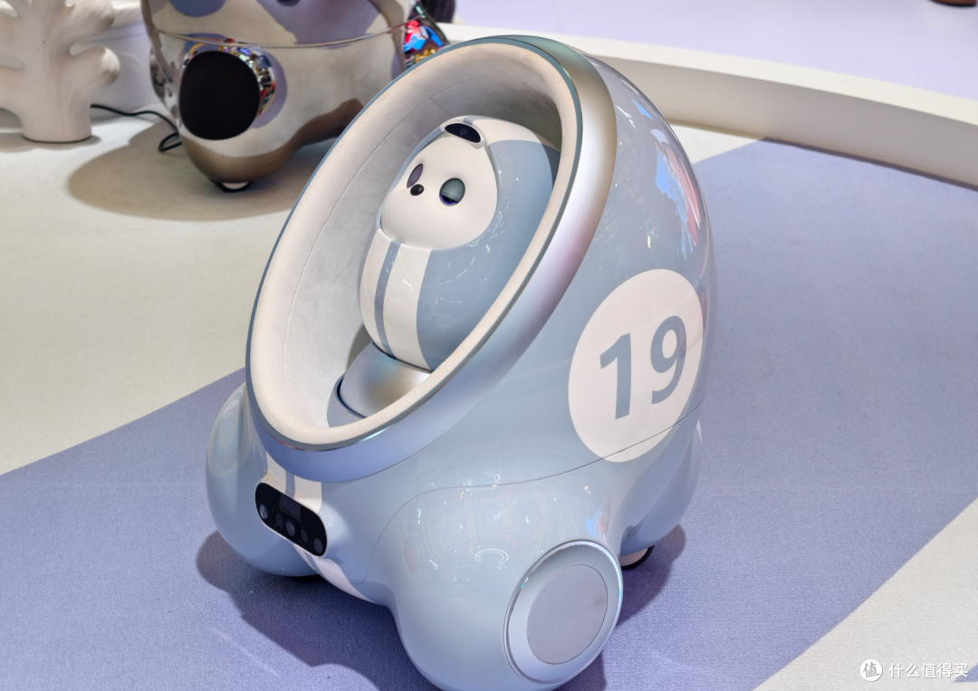 2026AWE之TCL篇丨突破与优化并行,看顶级品牌的产品思维与方向