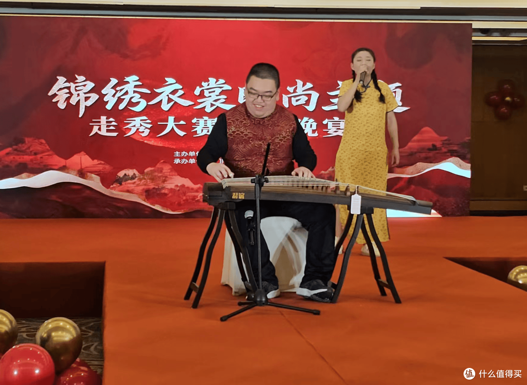 鹭台锦绣衣裳·时尚主题走秀大赛圆满落幕 刘梦缘摘得金奖