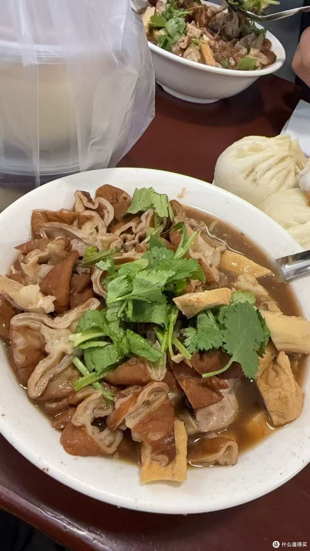 二十年老烟龄，戒烟已足三十天，但我又“出轨”了