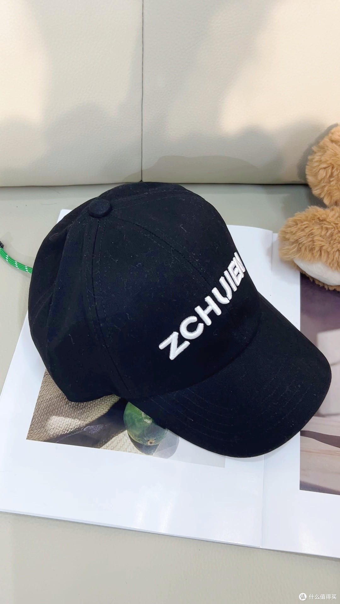 今天给大家安利一款超实用的ZCHUIEN棒球帽