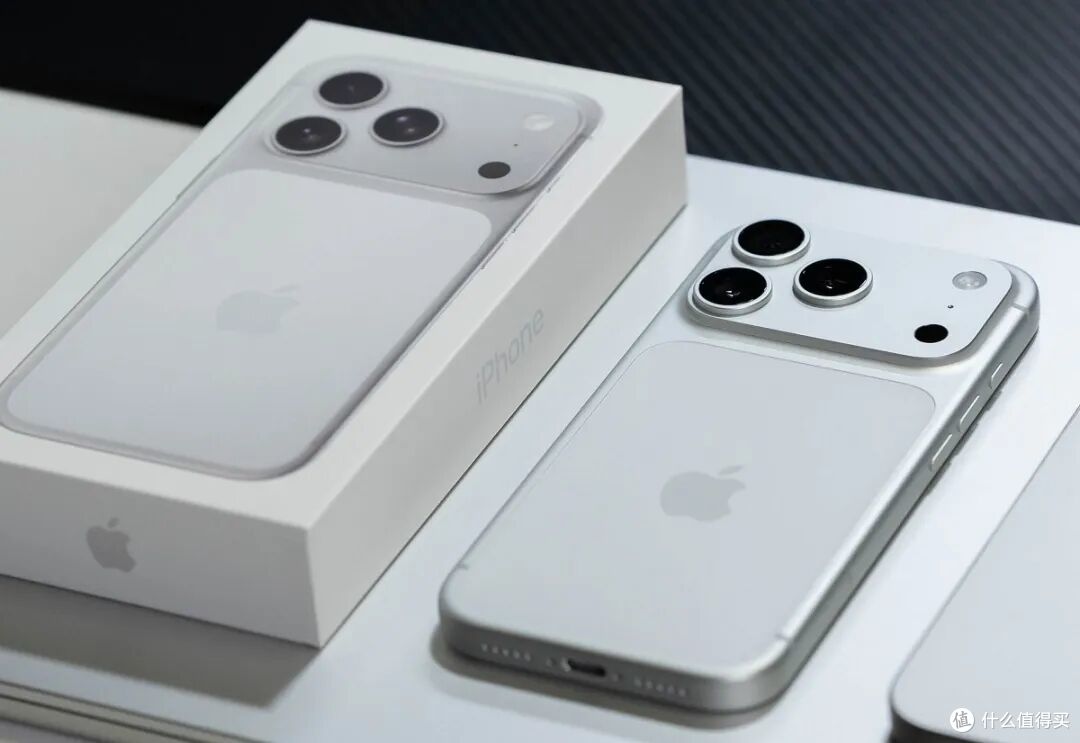 你买的全新iPhone,屏幕可能早被人偷偷换走了?
