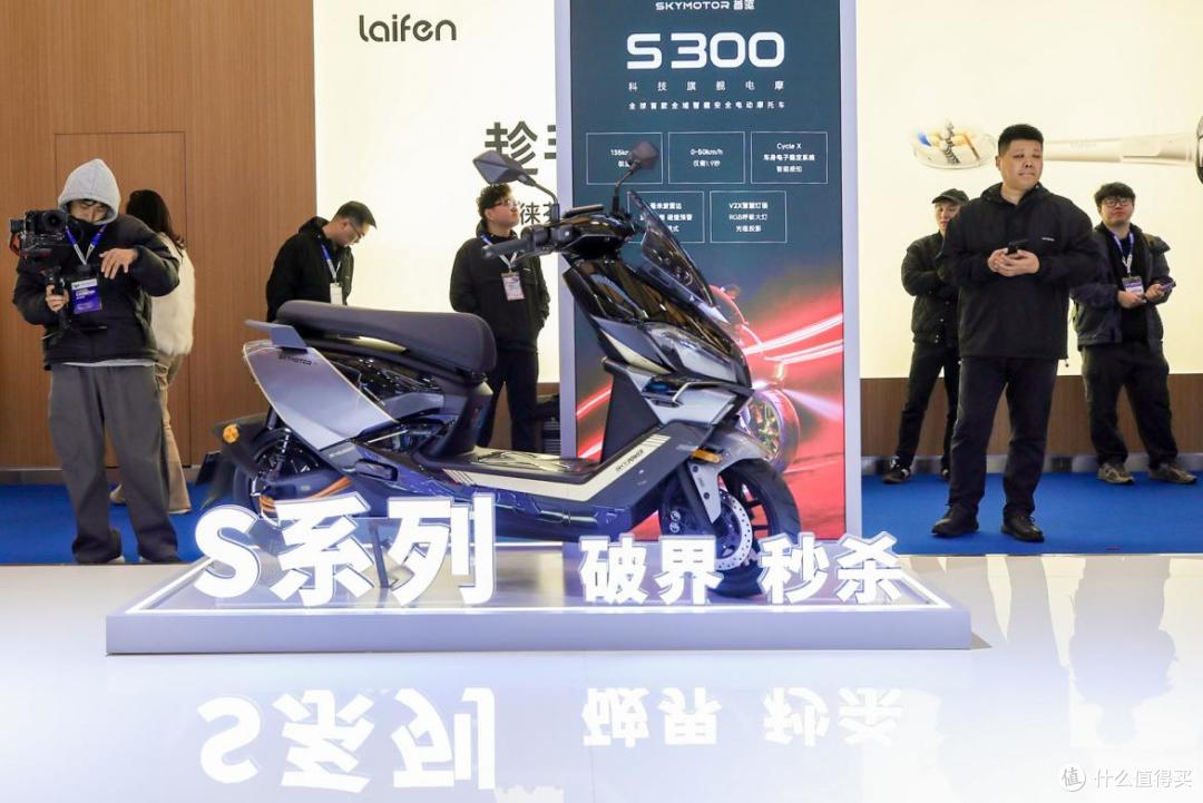 AWE2026上首驱科技放大招:汽车级技术下放重构两轮出行体验