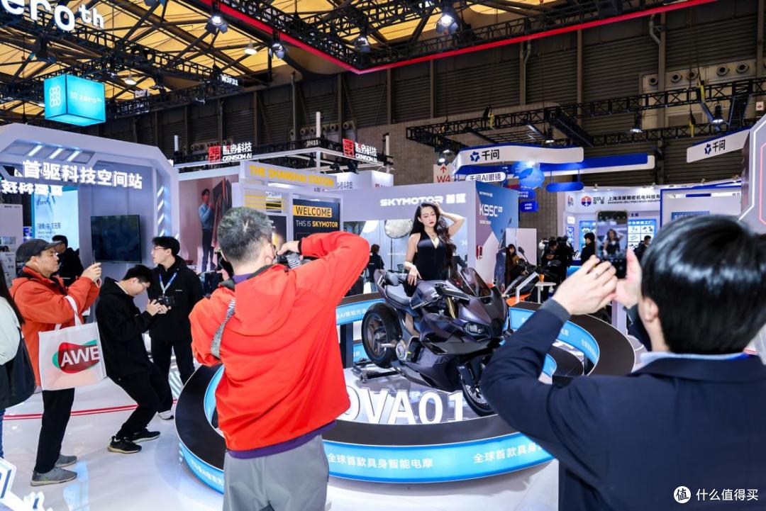 AWE2026上首驱科技放大招:汽车级技术下放重构两轮出行体验