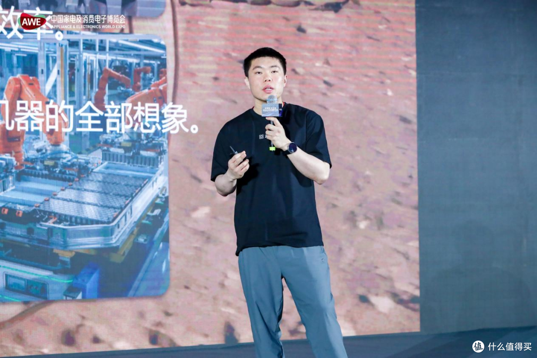 AI 重构人居临界点:从工具到伙伴,未来家的终极答案是什么?