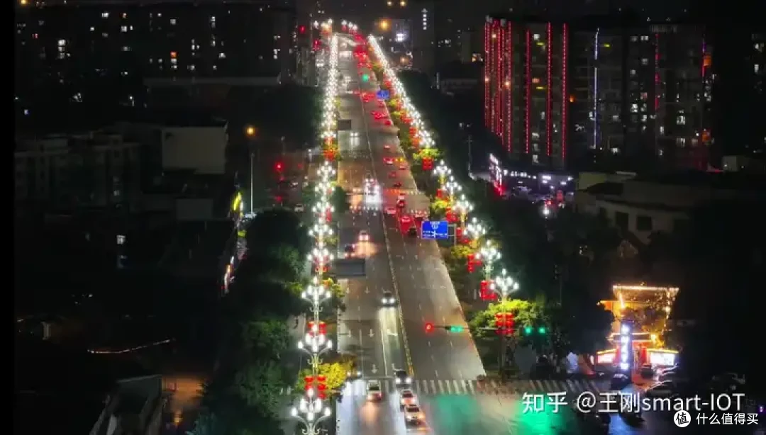 全区智慧路灯全面升级:科技赋能点亮民生新图景