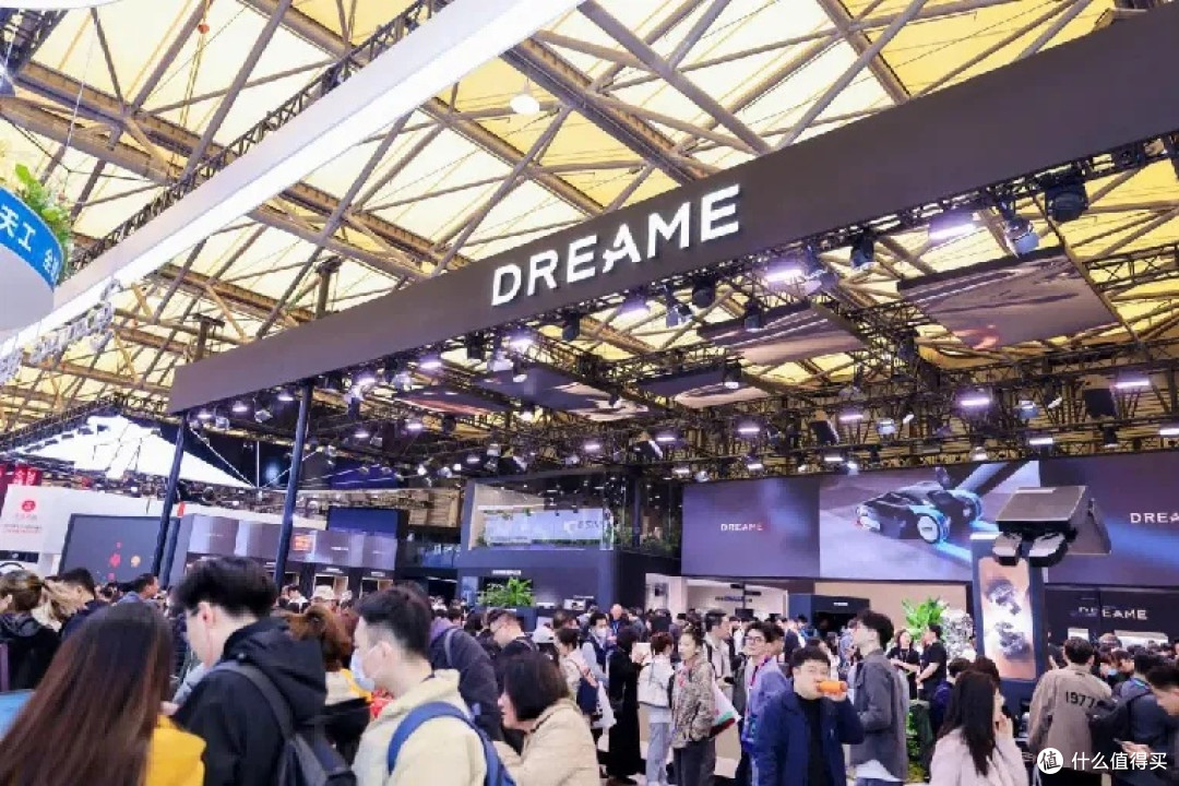 AWE2026上海开幕|双区联动17万㎡,AI全景落地未来生活