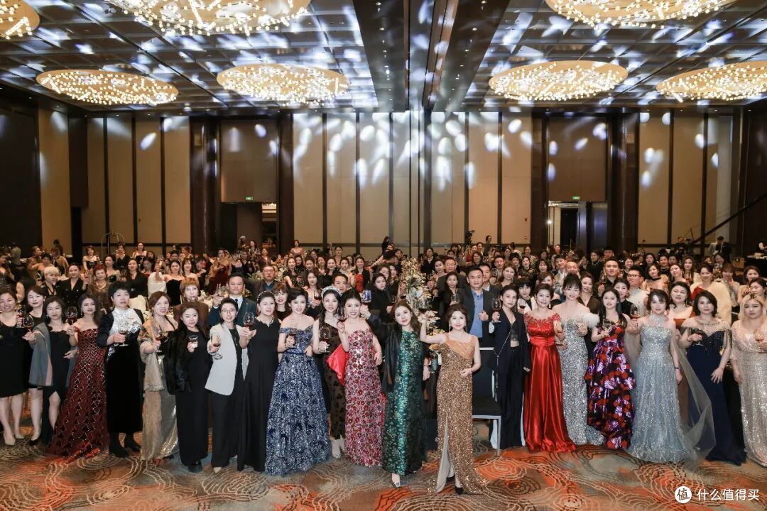 200多位女性创业者相聚，丽籽闺蜜圈 “大女主之夜”盛典燃爆金陵