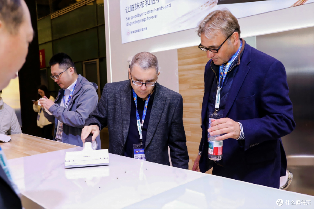 AWE2026 观察：HIZERO 赫兹以 0 吸力技术重构清洁行业新生态