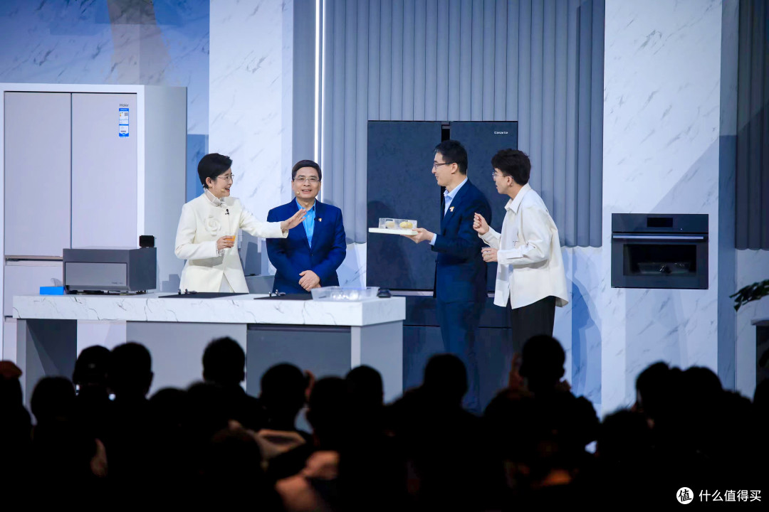 AWE海尔周总直播为用户提供智慧生活解决方案