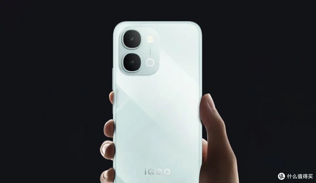 1099元?iQOO又造了台LCD新机,9000mAh大电池!