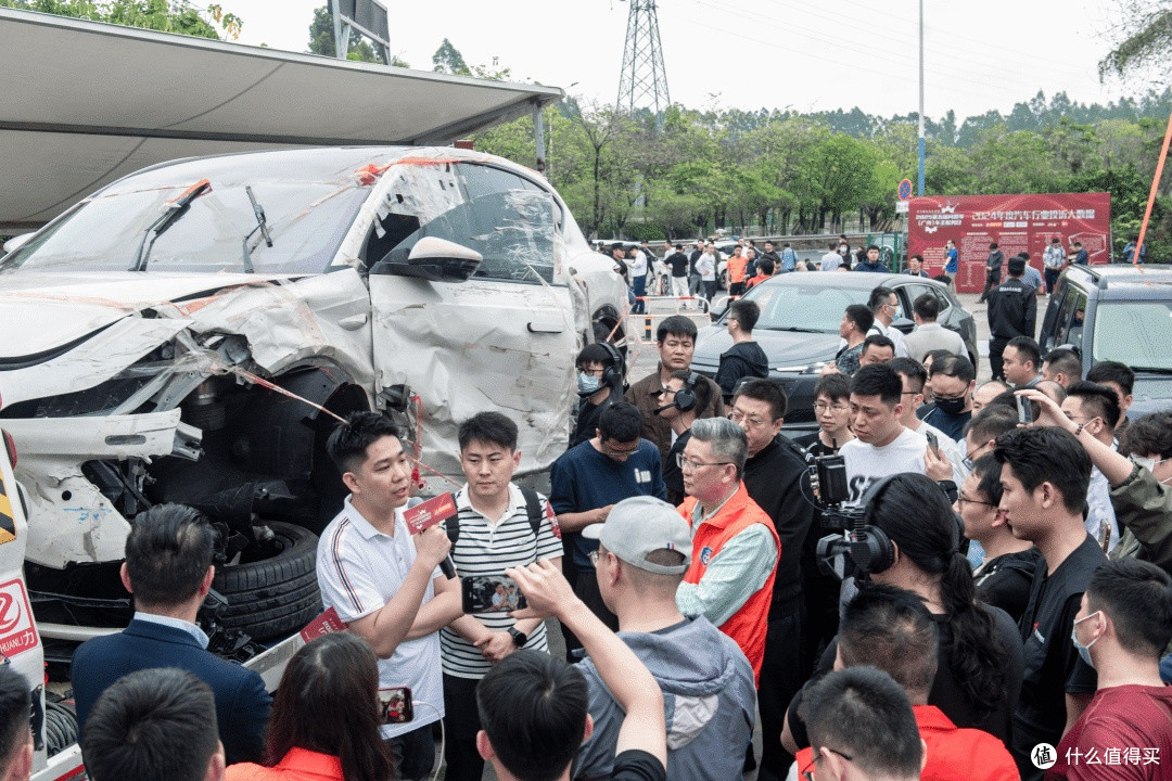 汽车315变闹剧,维权岂能靠“闹”?