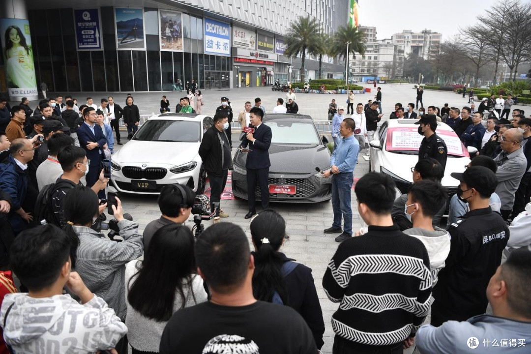 汽车315变闹剧,维权岂能靠“闹”?