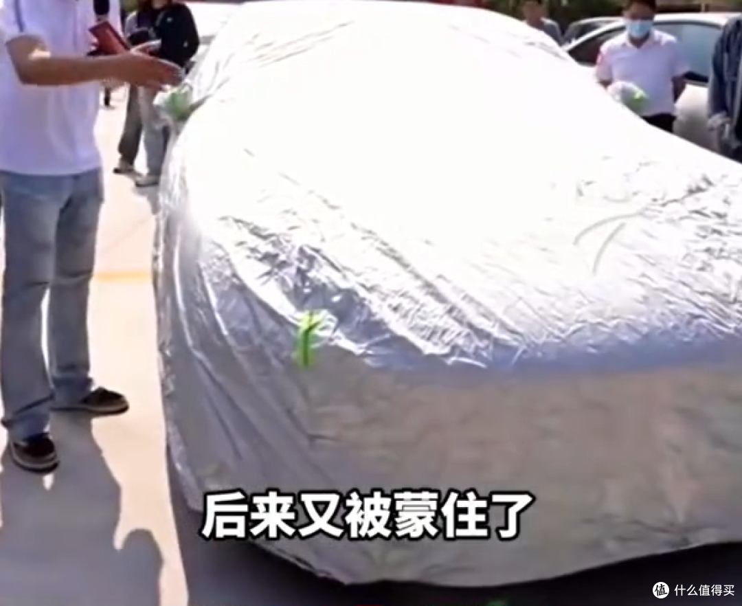 315车展大型翻车!问题车被偷蒙住,主持人当场怒喊售后:别藏了