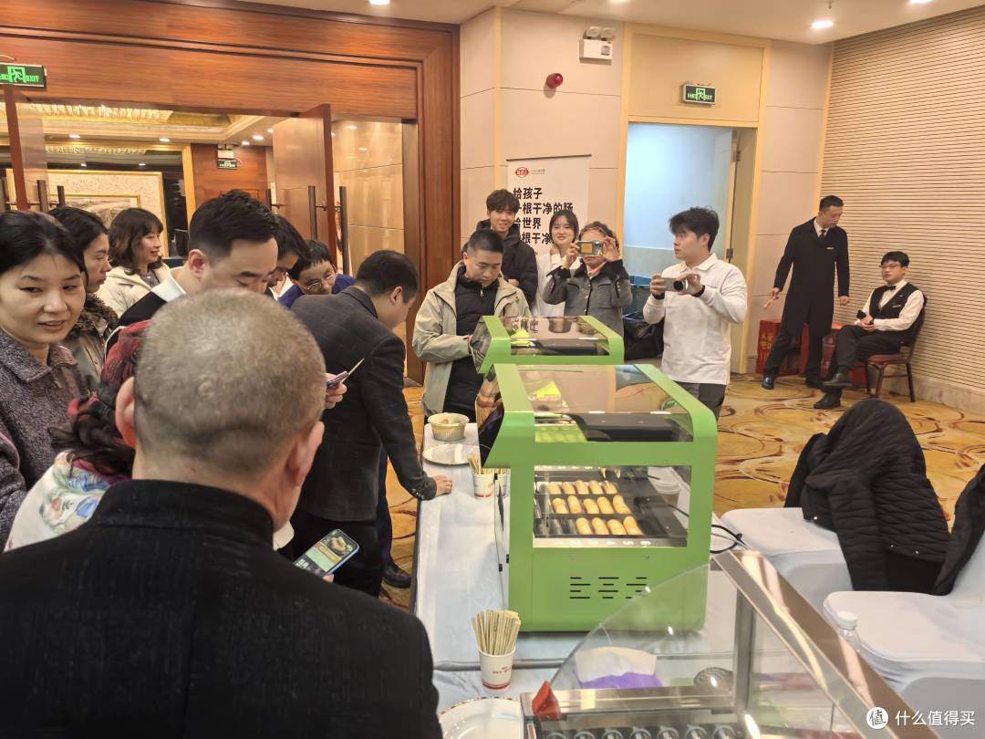 AI消费者蜕变为创业者——“三.八”妇女节AI开创妈妈圈智能事业