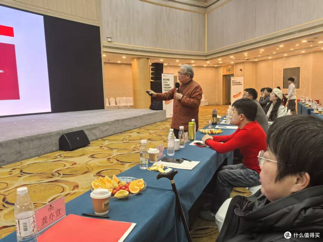 AI消费者蜕变为创业者——“三.八”妇女节AI开创妈妈圈智能事业