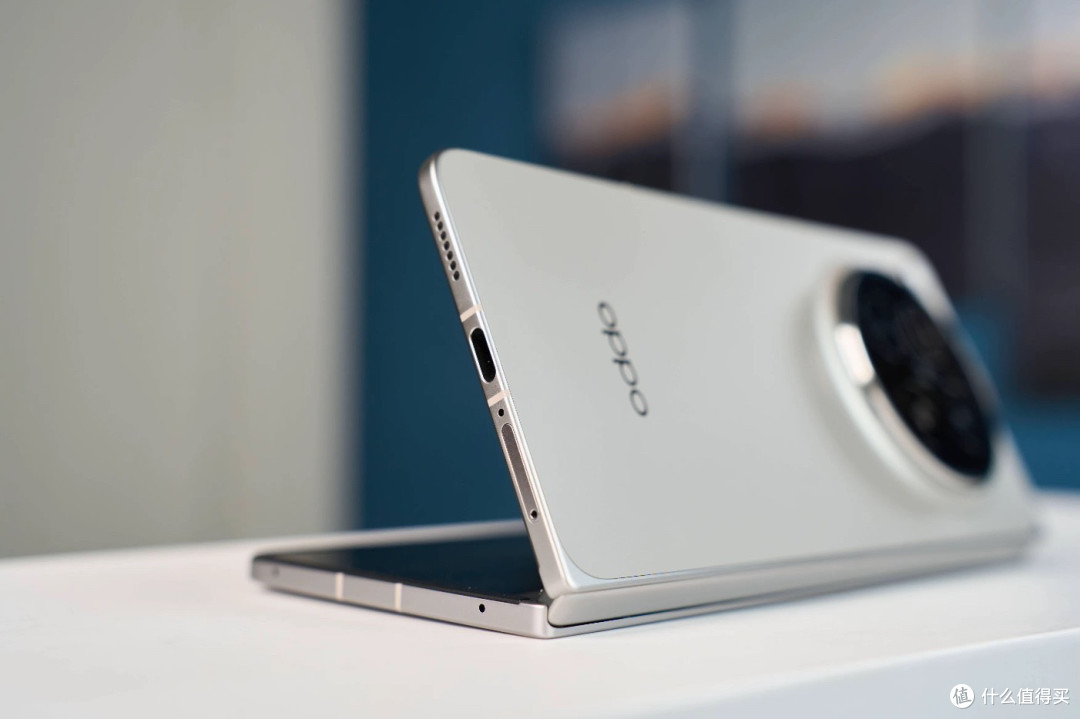 OPPO Find N6:把“半个PC”揣进口袋,折叠屏生产力天花板来了