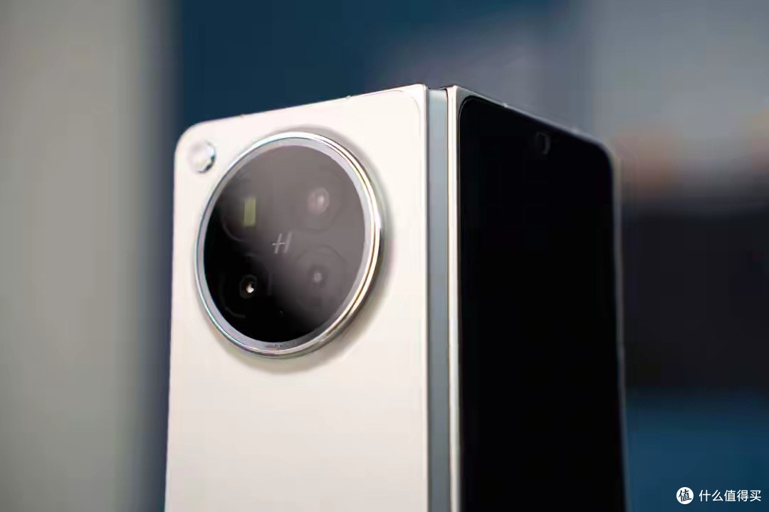 OPPO Find N6:把“半个PC”揣进口袋,折叠屏生产力天花板来了