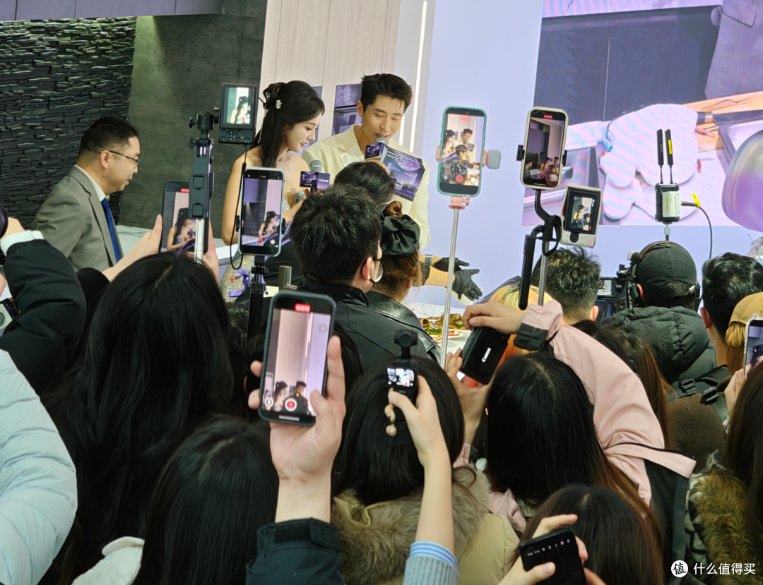 TCL/海信/索尼,今年带来了哪些电视新品?(AWE逛展分享)