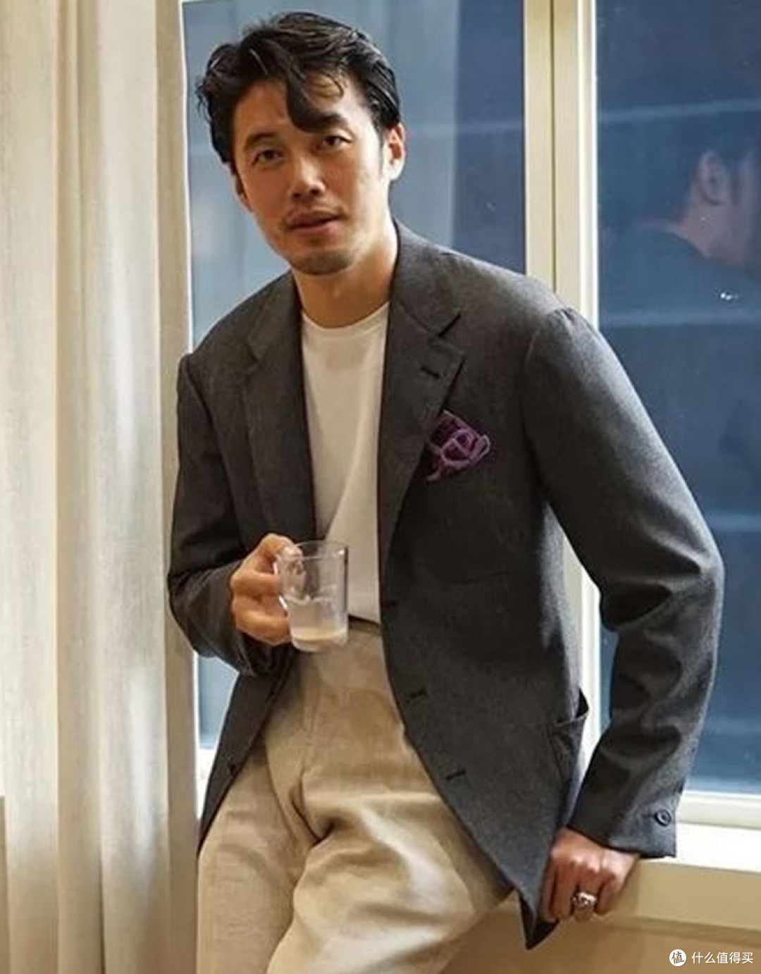 不建议50多岁男人留的发型：自认为洋气，实际叔味很重，油腻显老