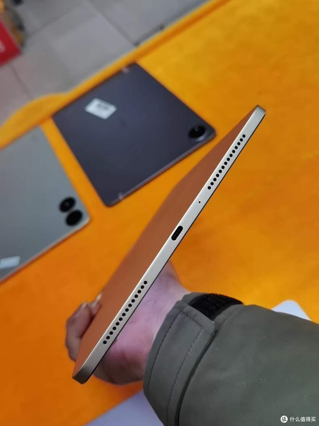 12.1寸大屏娱乐平板！荣耀从2899跌到780元起，这波值