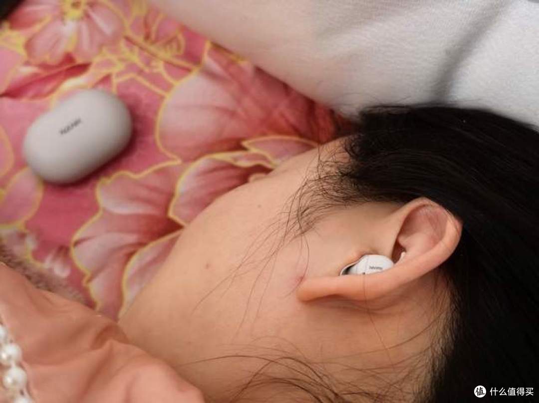 睡觉也能戴,真正的24小时全天候无线耳机,而且价格只需三位数!