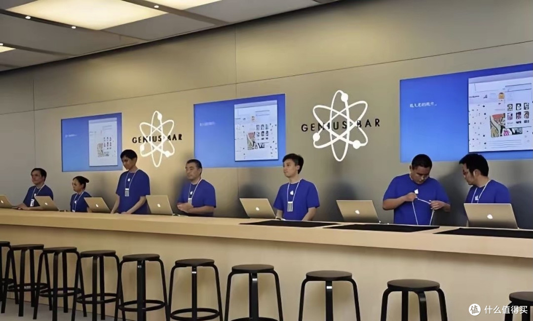 突发！iPhone闪绿屏拒不保修，苹果被立案调查，快看看你的手机！