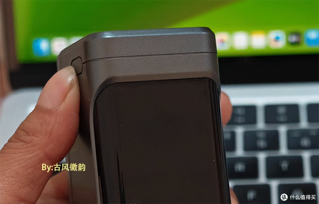 太值了，自充35分钟，支持多协议快充，奥海Aohi星舰Pro 210W体验