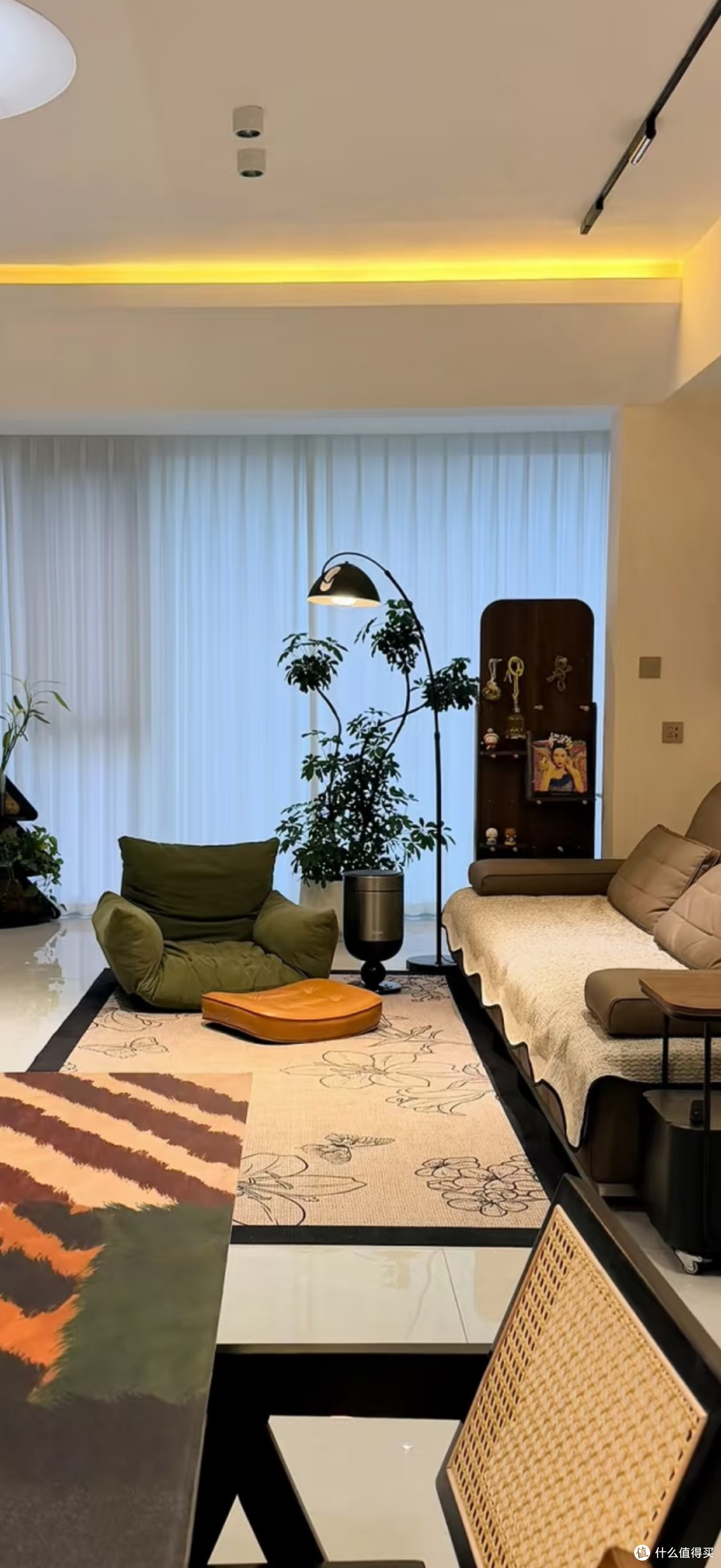 现代客厅设计:多功能与个性化