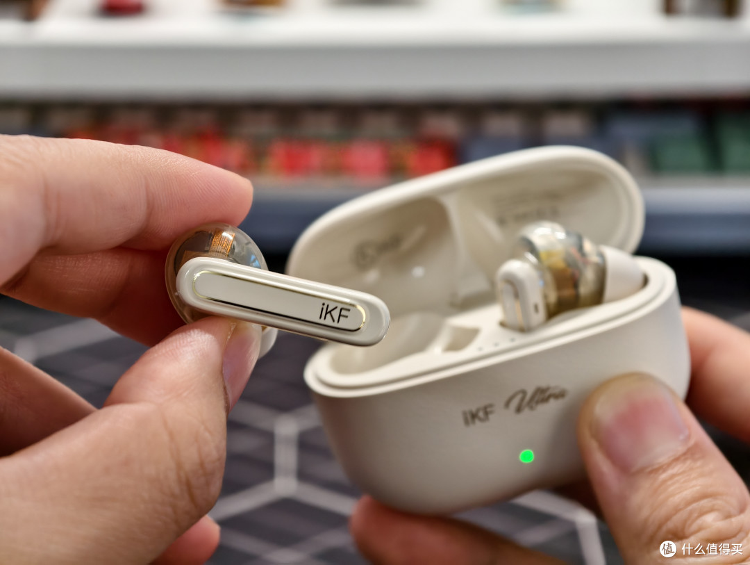 烫金质感下的圈铁好声音,iKF Ultra探索体验,还有强力降噪!